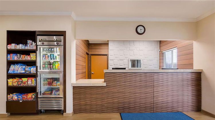 AmericInn by Wyndham Minot Lobby