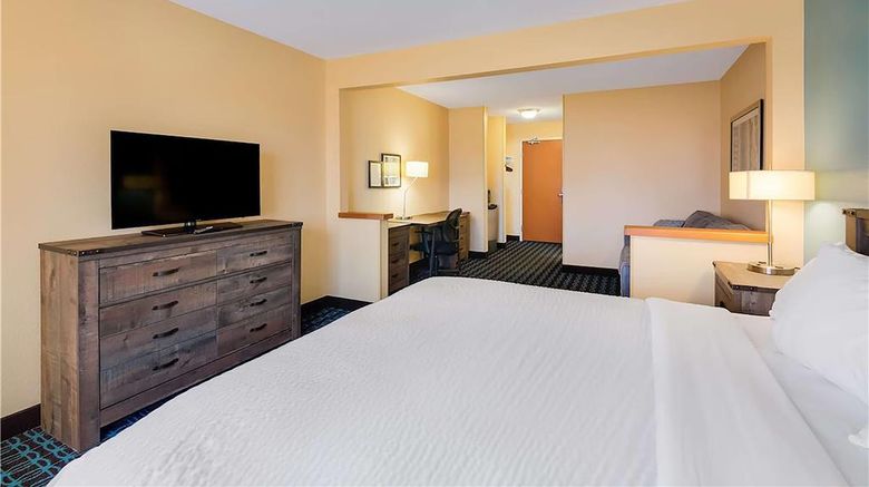 <b>AmericInn by Wyndham Minot Suite</b>. Images powered by <a href="https://iceportal.shijigroup.com/" title="IcePortal" target="_blank">IcePortal</a>.