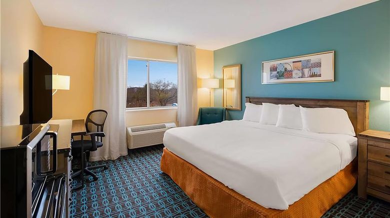 <b>AmericInn by Wyndham Minot Room</b>. Images powered by <a href="https://iceportal.shijigroup.com/" title="IcePortal" target="_blank">IcePortal</a>.