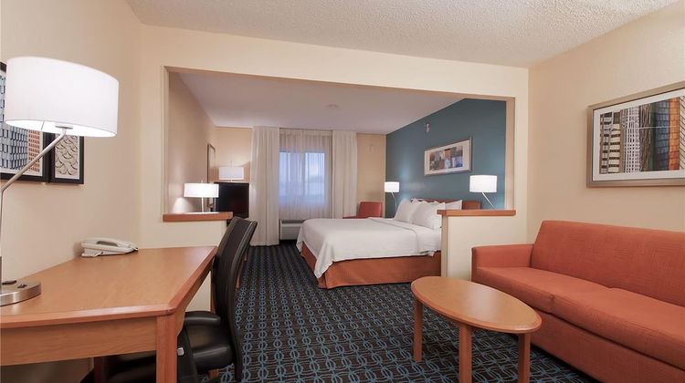 AmericInn by Wyndham Minot Suite