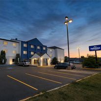 AmericInn by Wyndham Minot