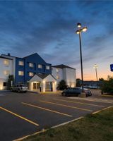 AmericInn by Wyndham Minot