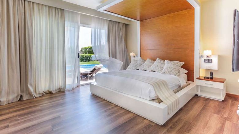 <b>Sunrise Montemare Resort Room</b>. Images powered by <a href="https://iceportal.shijigroup.com/" title="IcePortal" target="_blank">IcePortal</a>.