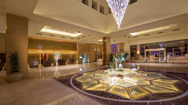 <b>Sunrise Montemare Resort Lobby</b>. Images powered by <a href="https://iceportal.shijigroup.com/" title="IcePortal" target="_blank">IcePortal</a>.