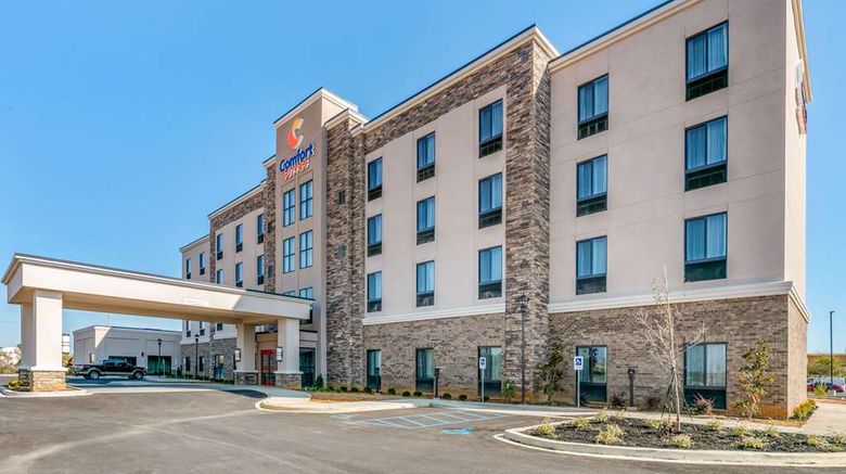 <b>Comfort Suites Tupelo Exterior</b>. Images powered by <a href="https://iceportal.shijigroup.com/" title="IcePortal" target="_blank">IcePortal</a>.