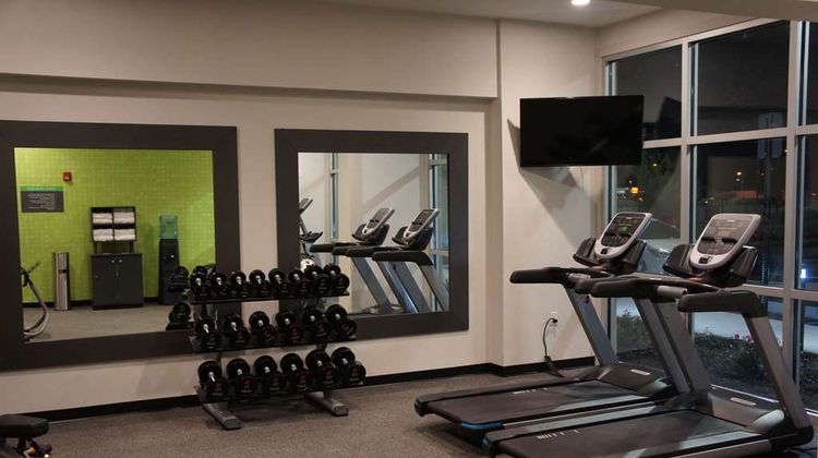 La Quinta Inn & Suites Mobile I-65 Health
