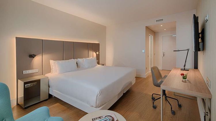 NH Toulouse Airport Room