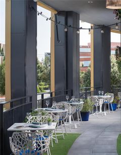 NH Toulouse Airport