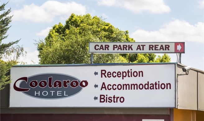 Nightcap at Coolaroo Hotel Exterior
