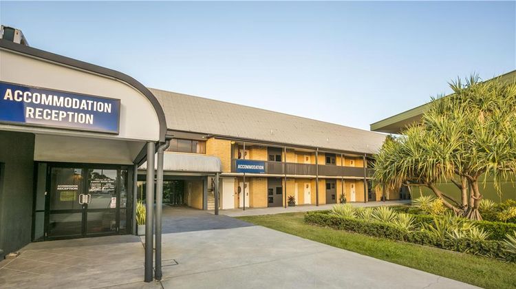 Kawana Waters Hotel by NightCap Exterior