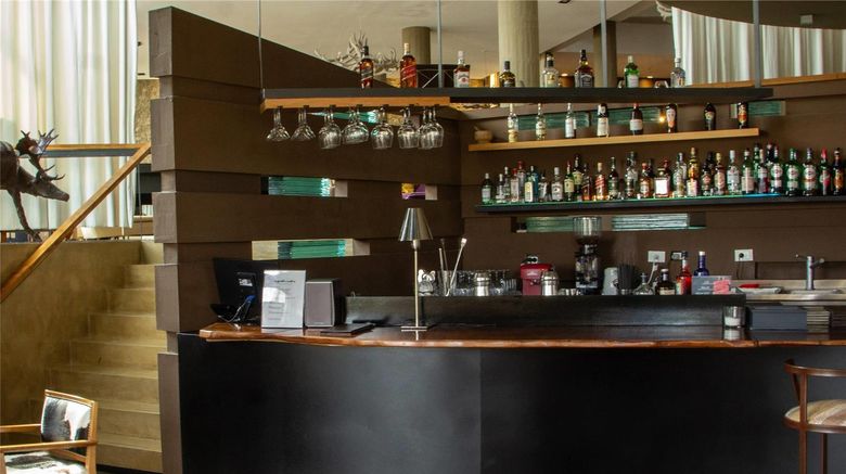 <b>Esplendor By Wyndham El Calafate Restaurant</b>. Images powered by <a href="https://iceportal.shijigroup.com/" title="IcePortal" target="_blank">IcePortal</a>.
