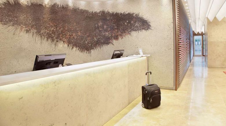 <b>Dazzler Palermo Lobby</b>. Images powered by <a href="https://iceportal.shijigroup.com/" title="IcePortal" target="_blank">IcePortal</a>.