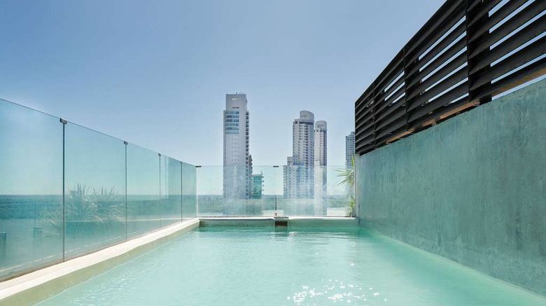 <b>Dazzler Rosario Pool</b>. Images powered by <a href="https://iceportal.shijigroup.com/" title="IcePortal" target="_blank">IcePortal</a>.