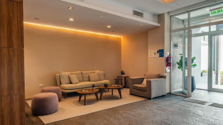 <b>Dazzler Puerto Madryn Lobby</b>. Images powered by <a href="https://iceportal.shijigroup.com/" title="IcePortal" target="_blank">IcePortal</a>.
