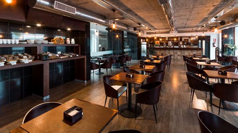 <b>Dazzler Colonia Restaurant</b>. Images powered by <a href="https://iceportal.shijigroup.com/" title="IcePortal" target="_blank">IcePortal</a>.