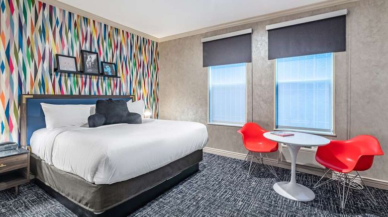 <b>Signature San Francisco Room</b>. Images powered by <a href="https://iceportal.shijigroup.com/" title="IcePortal" target="_blank">IcePortal</a>.