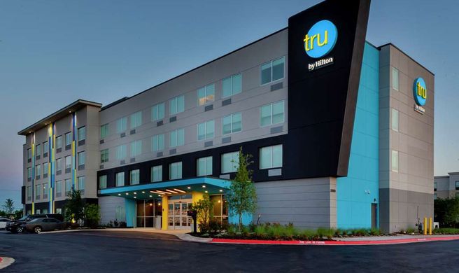 Tru by Hilton Round Rock Exterior
