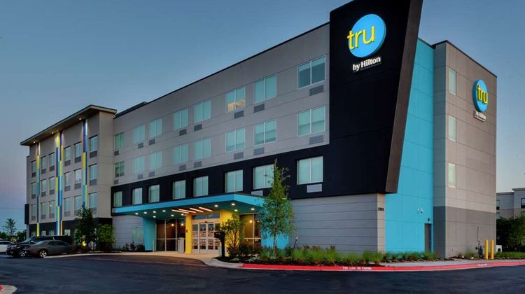 Tru by Hilton Round Rock Exterior