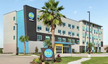 Tru by Hilton Webster/Houston NASA