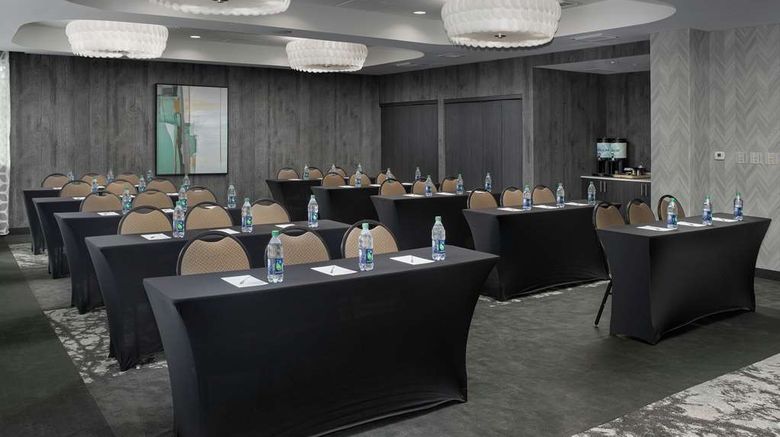 <b>Hilton Garden Inn Miami Brickell South Meeting</b>. Images powered by <a href="https://iceportal.shijigroup.com/" title="IcePortal" target="_blank">IcePortal</a>.