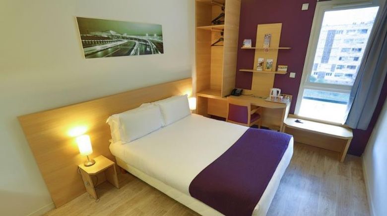 <b>Eastlodge Lyon Est Eurexpo Room</b>. Images powered by <a href="https://iceportal.shijigroup.com/" title="IcePortal" target="_blank">IcePortal</a>.