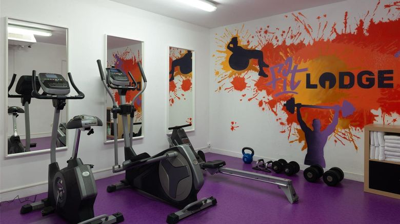 <b>Eastlodge Lyon Est Eurexpo Health</b>. Images powered by <a href="https://iceportal.shijigroup.com/" title="IcePortal" target="_blank">IcePortal</a>.