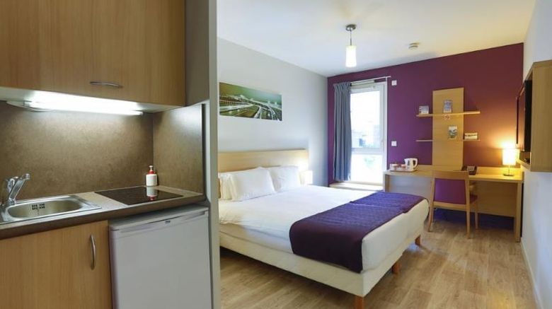 <b>Eastlodge Lyon Est Eurexpo Room</b>. Images powered by <a href="https://iceportal.shijigroup.com/" title="IcePortal" target="_blank">IcePortal</a>.