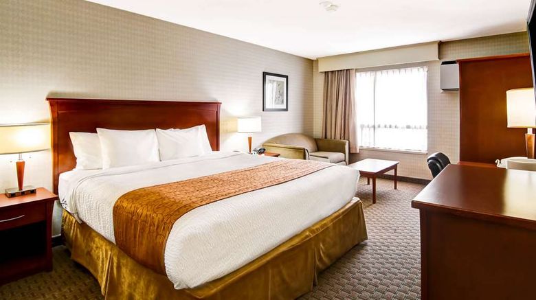 <b>Quality Inn Kitchener-Waterloo Room</b>. Images powered by <a href="https://iceportal.shijigroup.com/" title="IcePortal" target="_blank">IcePortal</a>.