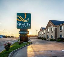 Quality Inn Dodge City Exterior