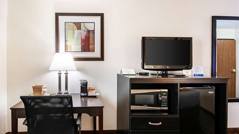 <b>Quality Inn Dodge City Room</b>. Images powered by <a href="https://iceportal.shijigroup.com/" title="IcePortal" target="_blank">IcePortal</a>.