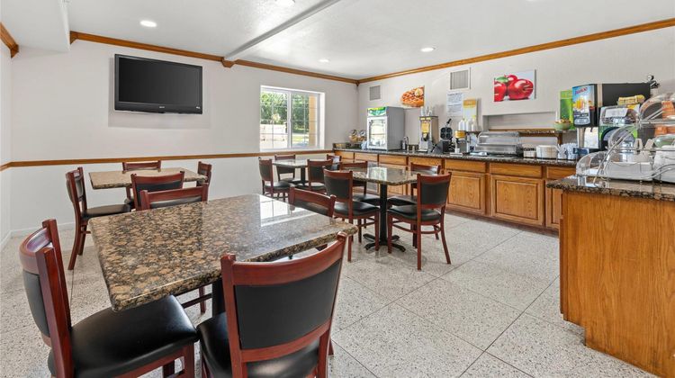 Quality Inn Dodge City Restaurant