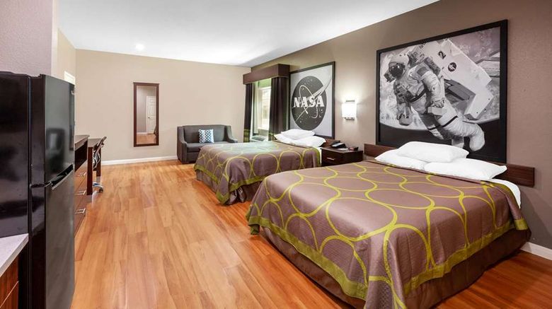 <b>Super 8 by Wyndham Houston NW Cypress Room</b>. Images powered by <a href="https://iceportal.shijigroup.com/" title="IcePortal" target="_blank">IcePortal</a>.
