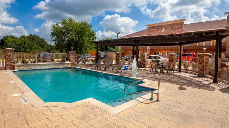<b>Super 8 by Wyndham Houston NW Cypress Pool</b>. Images powered by <a href="https://iceportal.shijigroup.com/" title="IcePortal" target="_blank">IcePortal</a>.