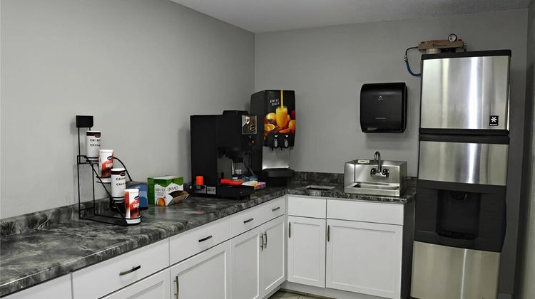 Hibbing Inn & Suites Lobby