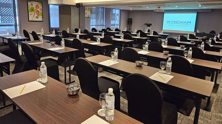 <b>Days Hotel & Suites Fraser Business Park Meeting</b>. Images powered by <a href="https://iceportal.shijigroup.com/" title="IcePortal" target="_blank">IcePortal</a>.