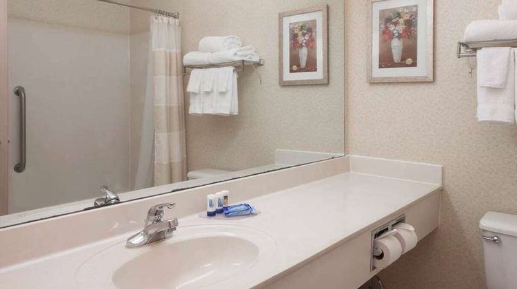 Baymont by Wyndham Coon Rapids Room