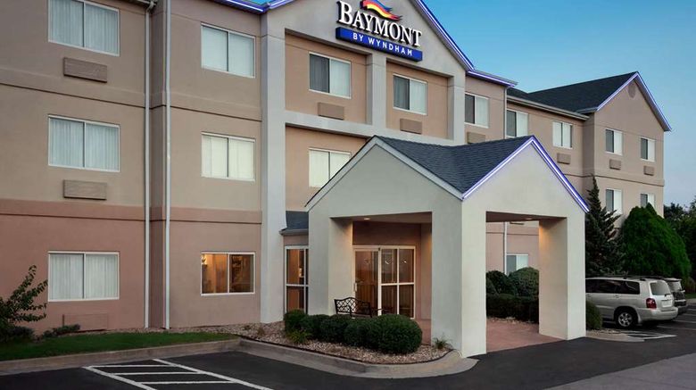 <b>Baymont by Wyndham Tulsa Exterior</b>. Images powered by <a href="https://iceportal.shijigroup.com/" title="IcePortal" target="_blank">IcePortal</a>.