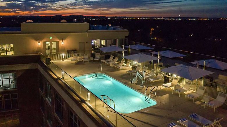 <b>Hilton Nashville Green Hills Pool</b>. Images powered by <a href="https://iceportal.shijigroup.com/" title="IcePortal" target="_blank">IcePortal</a>.