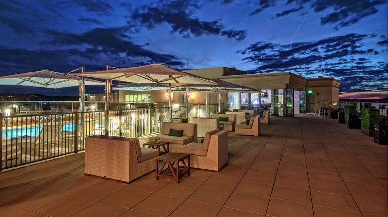 <b>Hilton Nashville Green Hills Pool</b>. Images powered by <a href="https://iceportal.shijigroup.com/" title="IcePortal" target="_blank">IcePortal</a>.