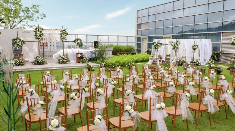 <b>Hilton Garden Inn Zhuhai Hengqin Meeting</b>. Images powered by <a href="https://iceportal.shijigroup.com/" title="IcePortal" target="_blank">IcePortal</a>.