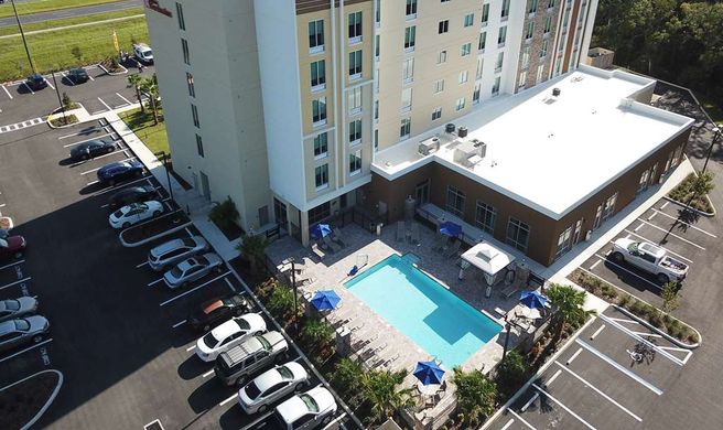 Hilton Garden Inn Tampa-Wesley Chapel Exterior