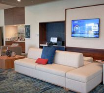 Hilton Garden Inn Tampa-Wesley Chapel Lobby