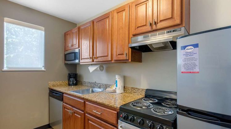 Suburban Studios Birmingham/Homewood Suite