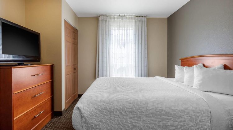 Suburban Studios Birmingham/Homewood Suite