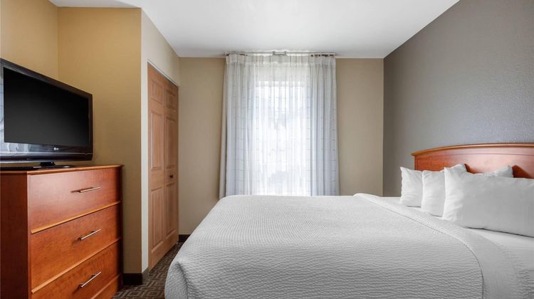 Suburban Studios Birmingham/Homewood Suite