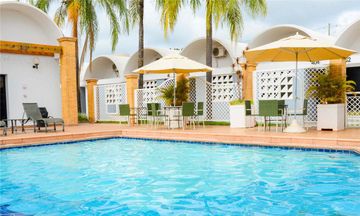 Ibis Styles R.P. Monte Libano