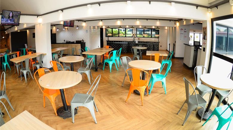 <b>Ibis Styles R.P. Monte Libano Restaurant</b>. Images powered by <a href="https://iceportal.shijigroup.com/" title="IcePortal" target="_blank">IcePortal</a>.