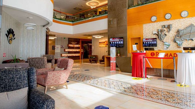 <b>Ramada by Wyndham Diyarbakir Lobby</b>. Images powered by <a href="https://iceportal.shijigroup.com/" title="IcePortal" target="_blank">IcePortal</a>.