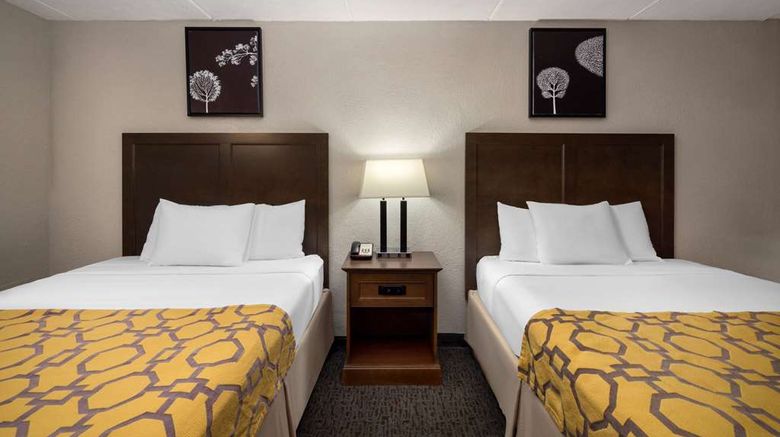 <b>Baymont by Wyndham Shakopee Room</b>. Images powered by <a href="https://iceportal.shijigroup.com/" title="IcePortal" target="_blank">IcePortal</a>.
