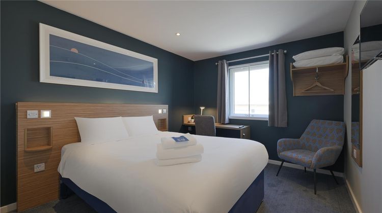 Travelodge Telford Room